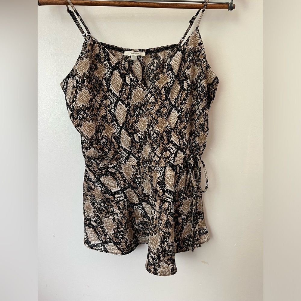 Maurices Women’s Snakeskin Print Spaghetti Strap Wrap Blouse Tank Top Size Med
